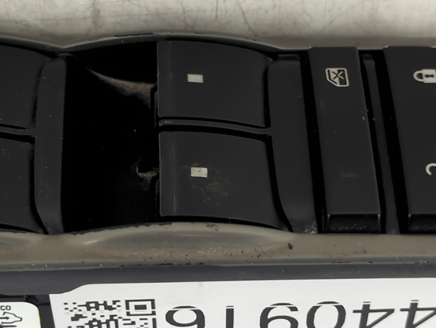 2013 Chevrolet Silverado 2500 Master Power Window Switch Replacement Driver Side Left P/N:20835552AD BP5552443011031W Fits O