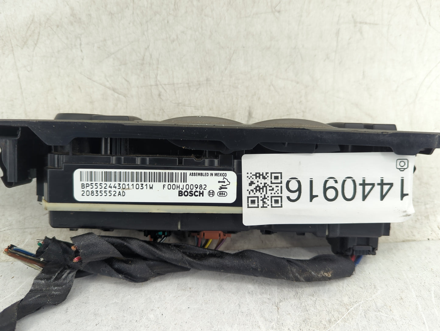 2013 Chevrolet Silverado 2500 Master Power Window Switch Replacement Driver Side Left P/N:20835552AD BP5552443011031W Fits O