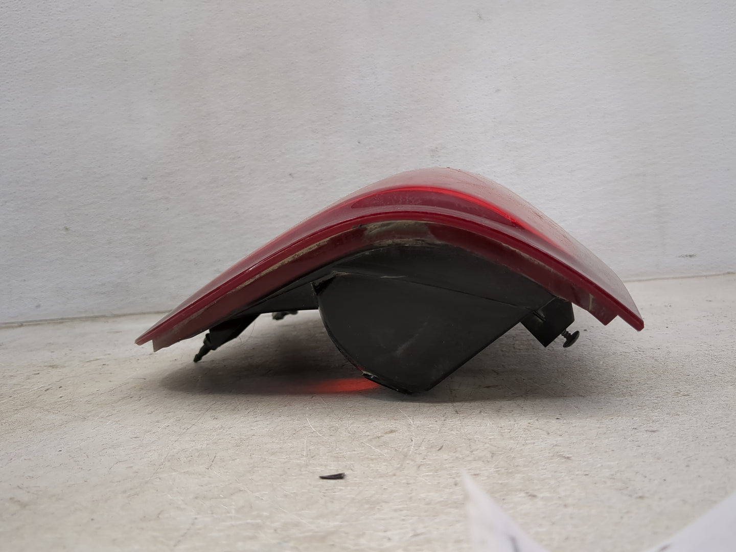 2007-2014 Chevrolet Silverado 2500 Tail Light Assembly Passenger Right OEM P/N:25958483 Fits OEM Used Auto Parts - Oemusedau
