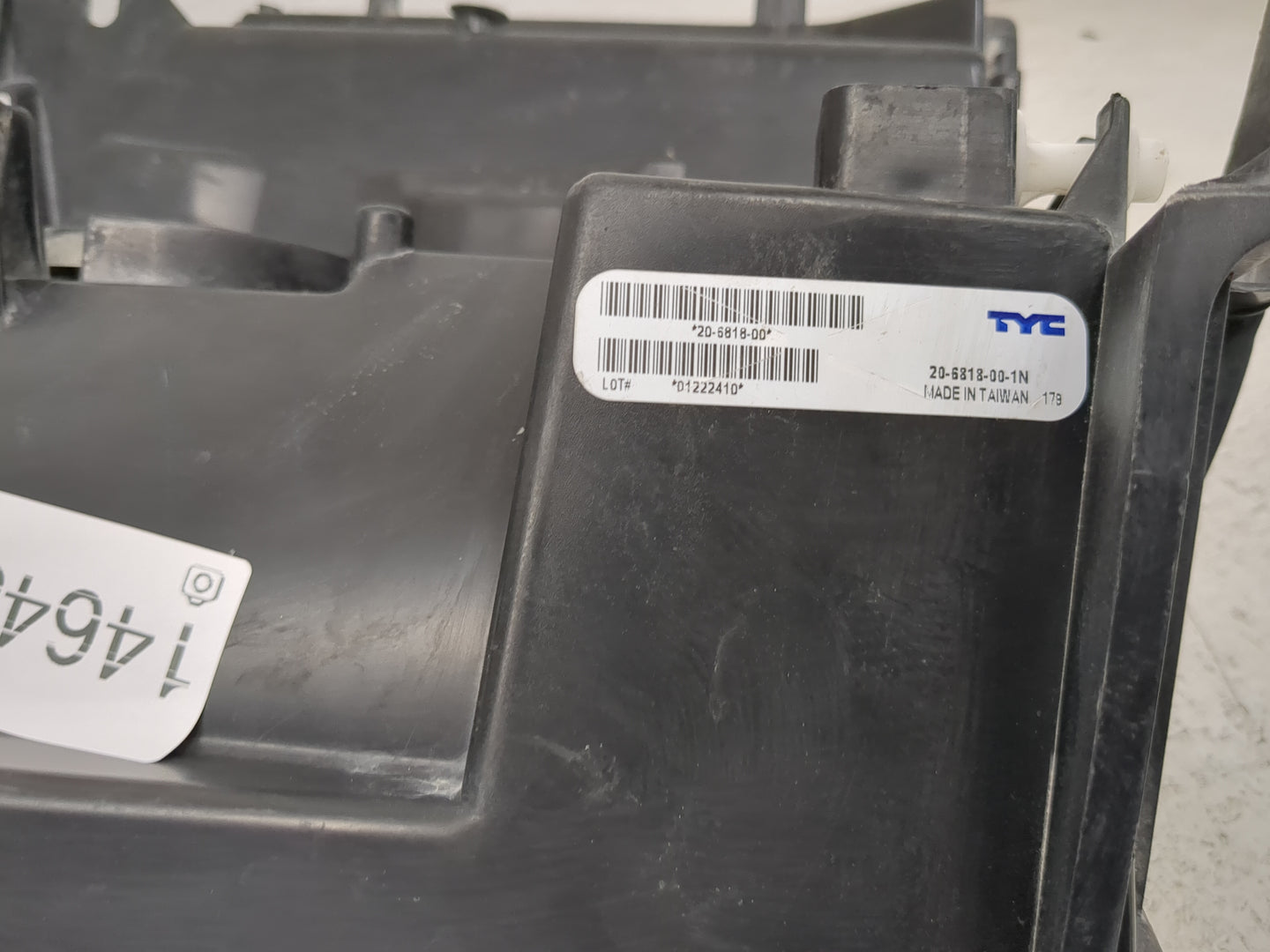 2007 Chevrolet Silverado 2500 Driver Left Oem Head Light Headlight Lamp - Oemusedautoparts1.com