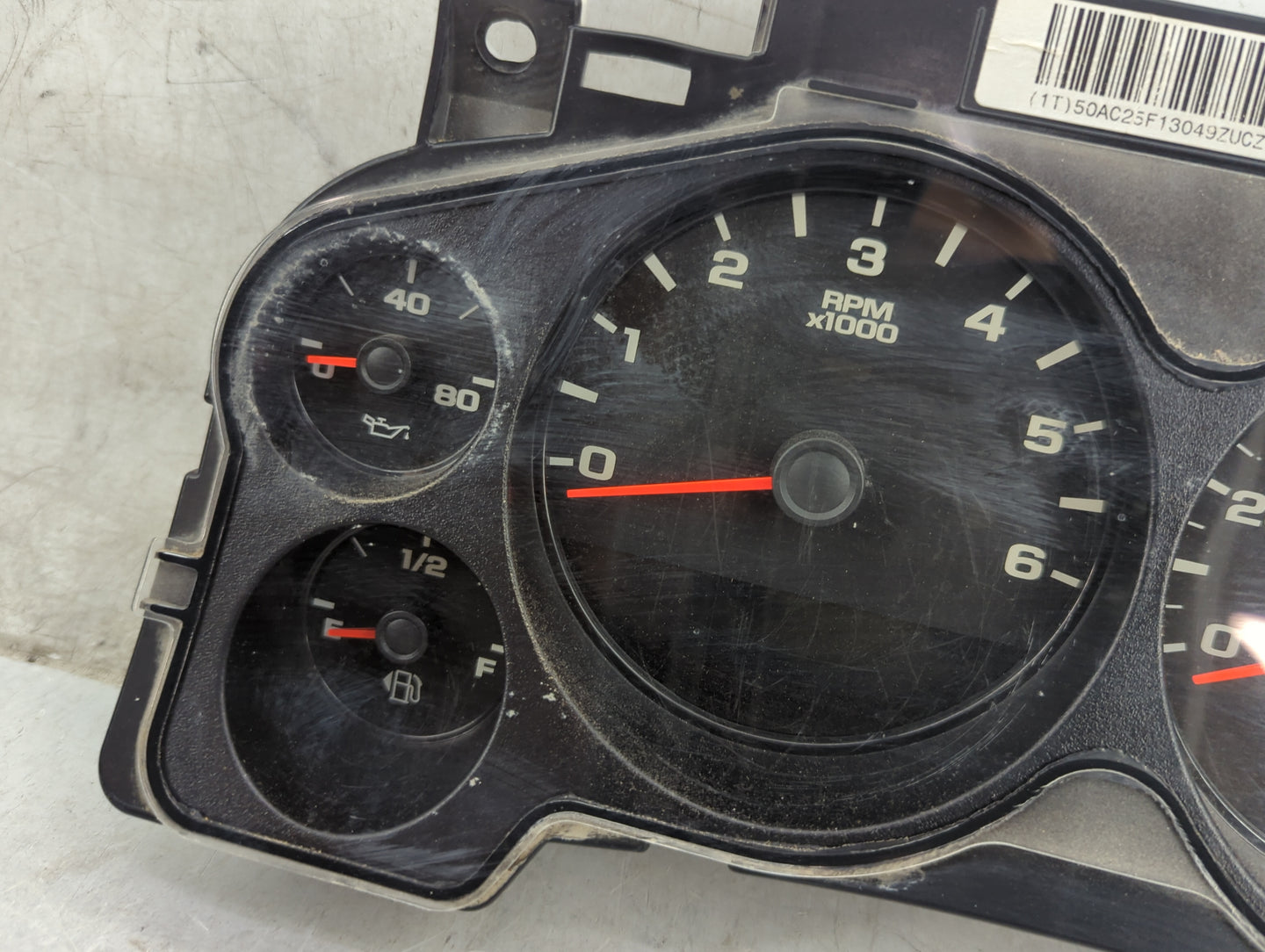 2008-2009 Chevrolet Silverado 2500 Instrument Cluster Speedometer Gauges P/N:22838399 28330570 Miles: Fits OEM Used Auto Par