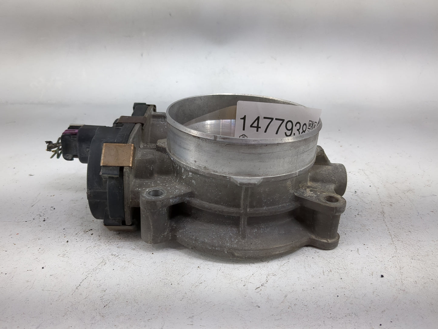 2013 Chevrolet Silverado 2500 Throttle Body P/N:038337283 Fits Fits 2009 2010 2011 2012 2014 2015 OEM Used Auto Parts - Oemu