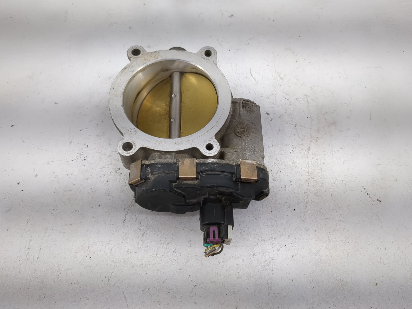 2013 Chevrolet Silverado 2500 Throttle Body P/N:038337283 Fits Fits 2009 2010 2011 2012 2014 2015 OEM Used Auto Parts - Oemu
