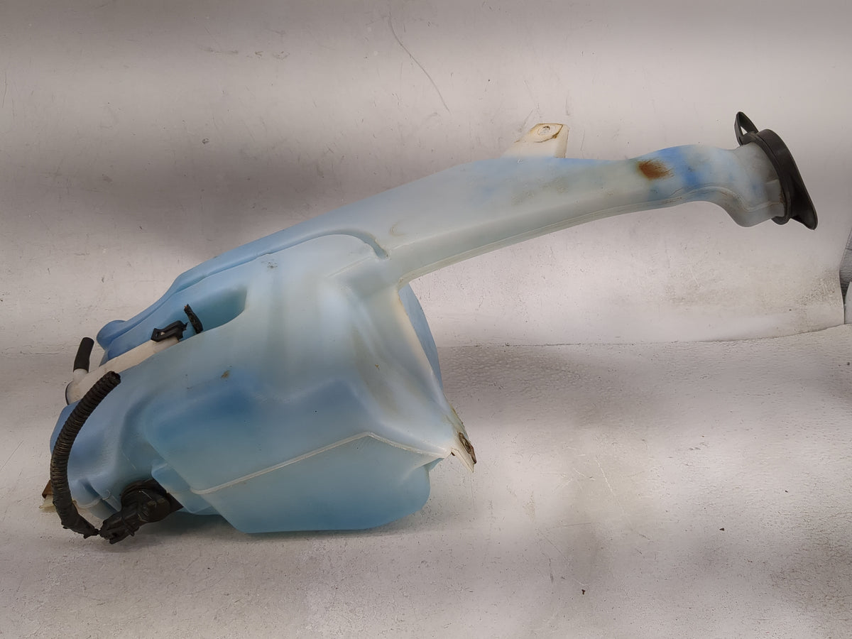 2011 Chevrolet Silverado 2500 Windshield Washer Fluid Reservoir Bottle - Oemusedautoparts1.com