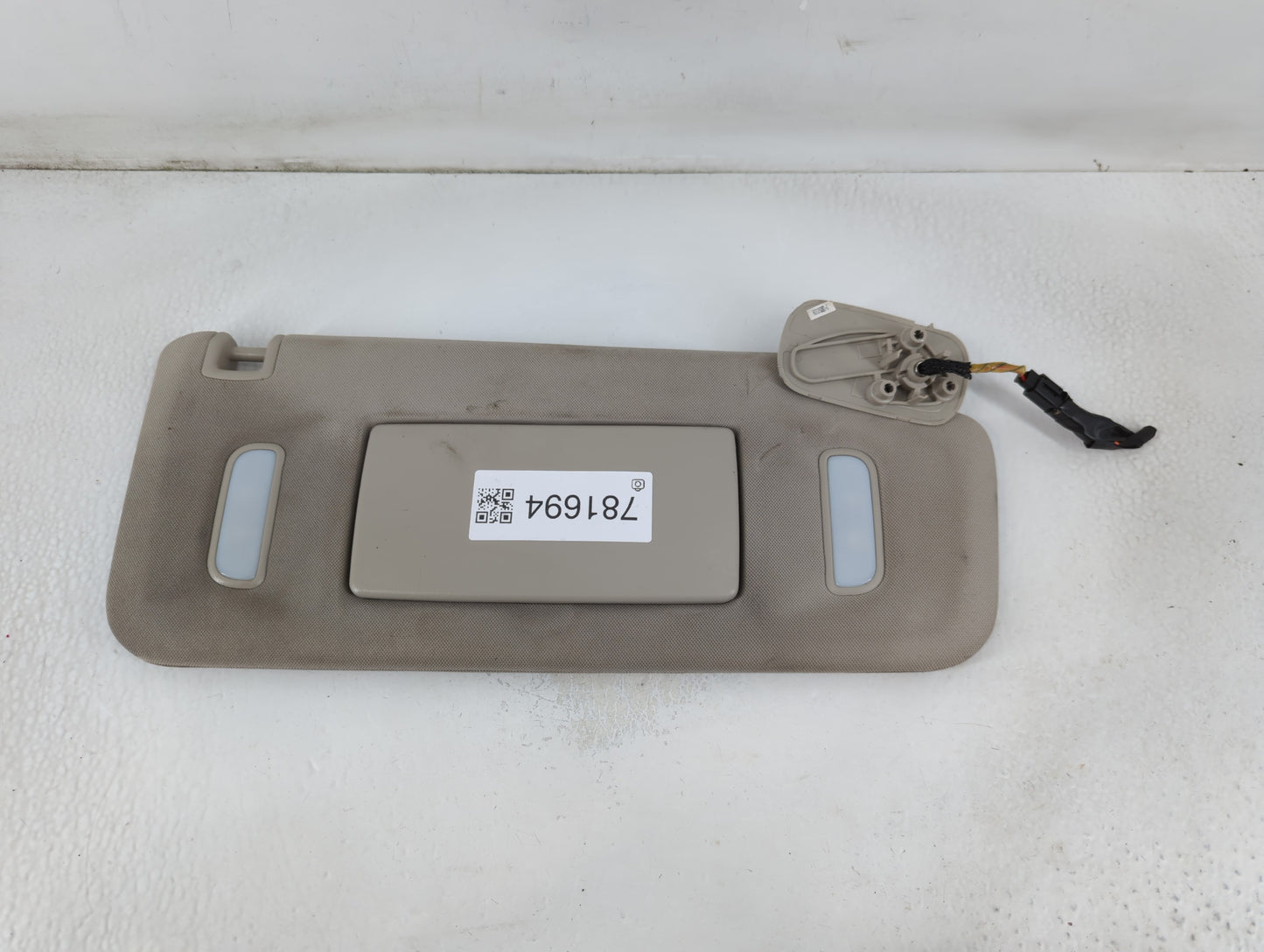 2007-2014 Chevrolet Silverado 2500 Sun Visor Shade Replacement Passenger Right Mirror Fits OEM Used Auto Parts - Oemusedauto