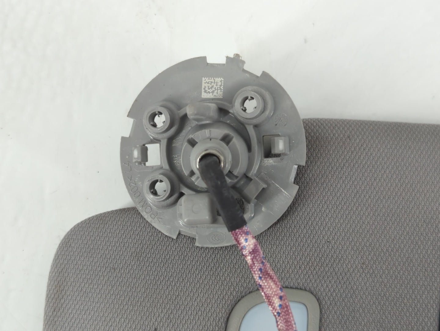 2007-2014 Chevrolet Silverado 2500 Sun Visor Shade Replacement Driver Left Mirror Fits OEM Used Auto Parts - Oemusedautopart