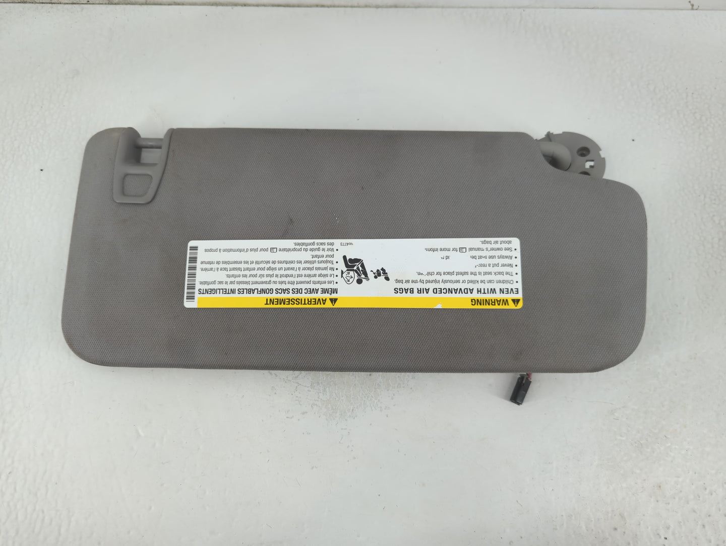 2007-2014 Chevrolet Silverado 2500 Sun Visor Shade Replacement Driver Left Mirror Fits OEM Used Auto Parts - Oemusedautopart