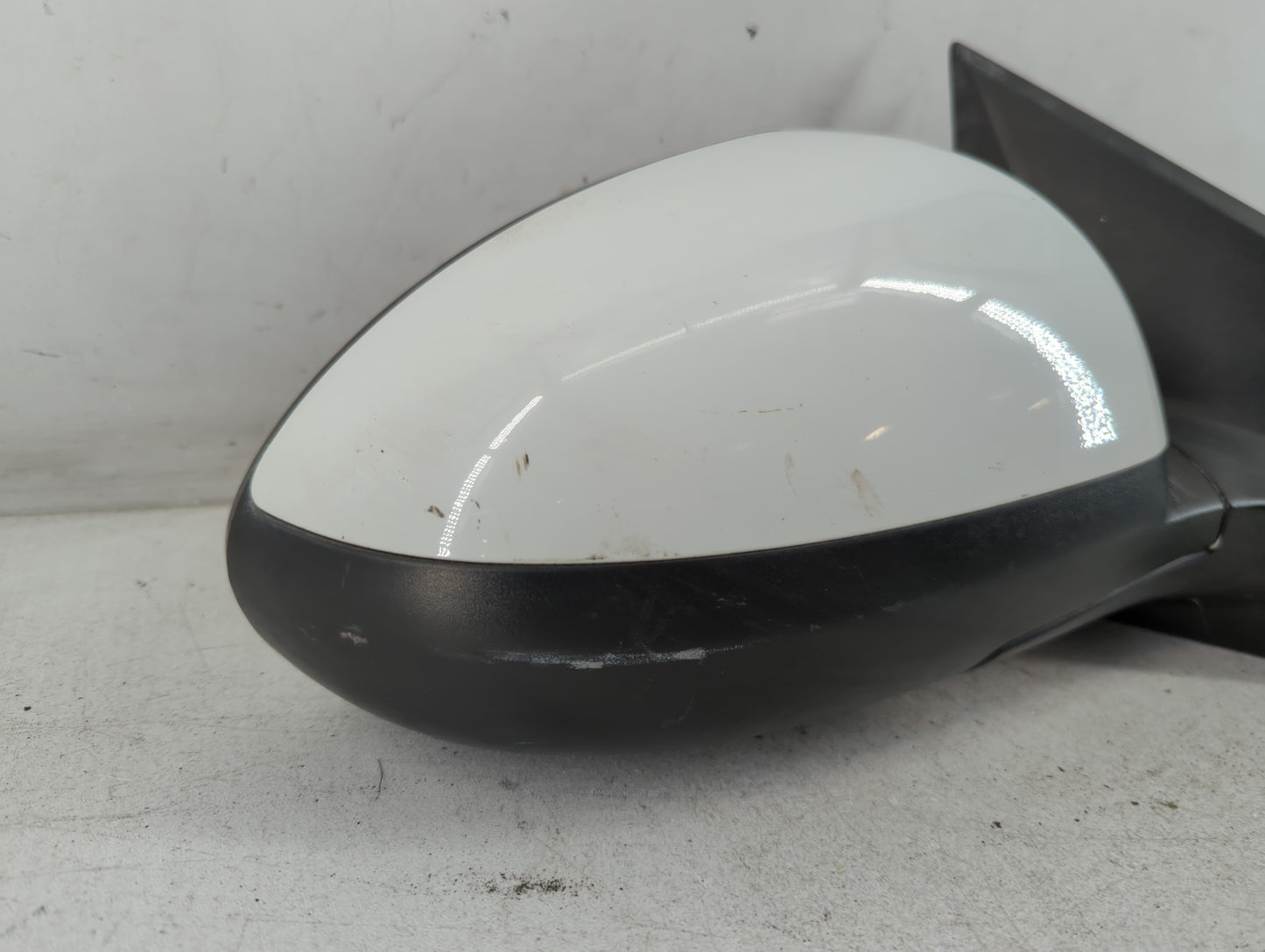 2013-2014 Chevrolet Sonic Passenger Side View Mirror - Right Door Mirror OEM Used - Oemusedautoparts1.com