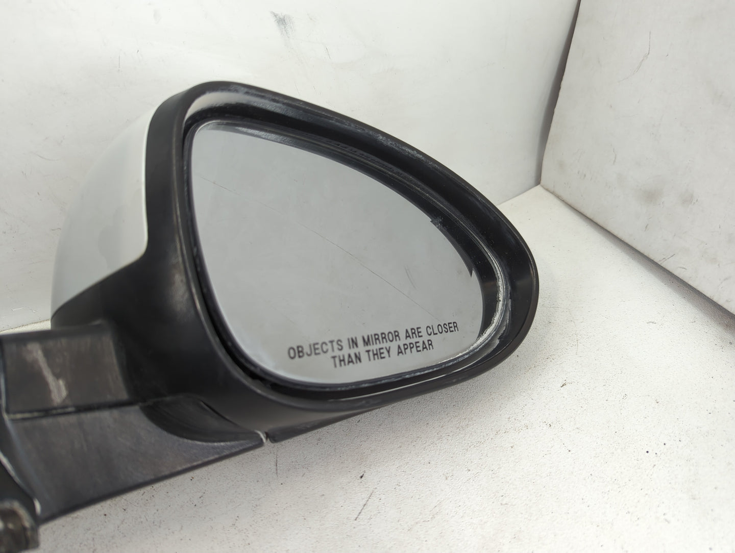 2013-2014 Chevrolet Sonic Passenger Side View Mirror - Right Door Mirror OEM Used - Oemusedautoparts1.com