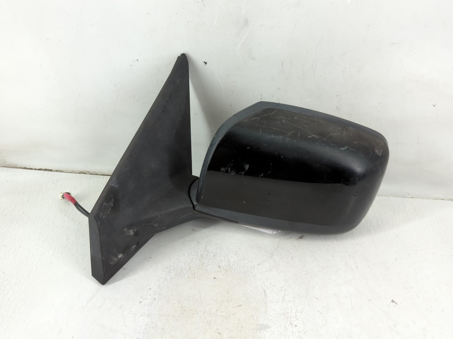 2013-2014 Chevrolet Sonic Driver Side View Mirror - Left Door Mirror OEM Used - Oemusedautoparts1.com