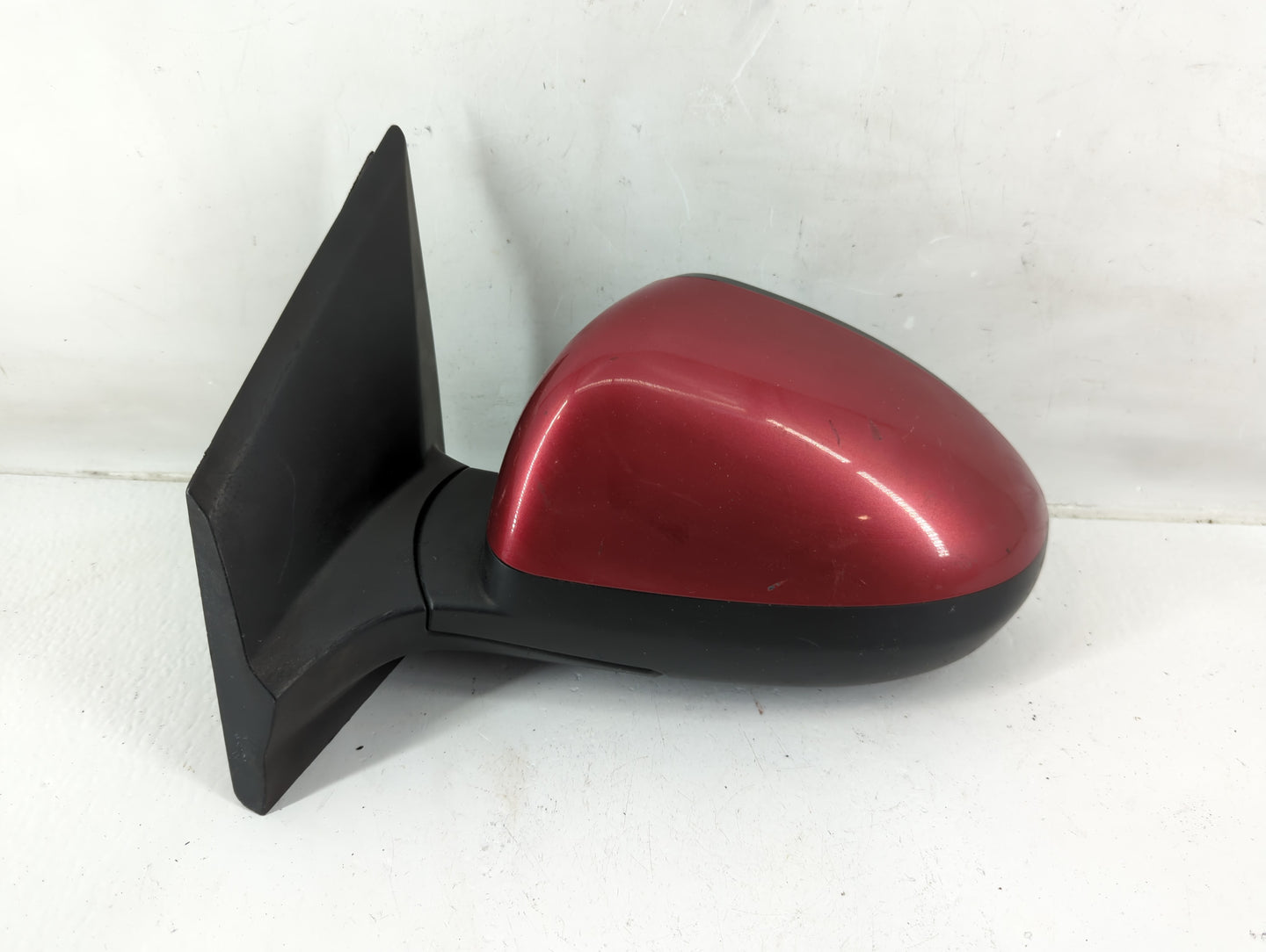 2013-2014 Chevrolet Sonic Driver Side View Mirror - Left Door Mirror OEM Used - Oemusedautoparts1.com