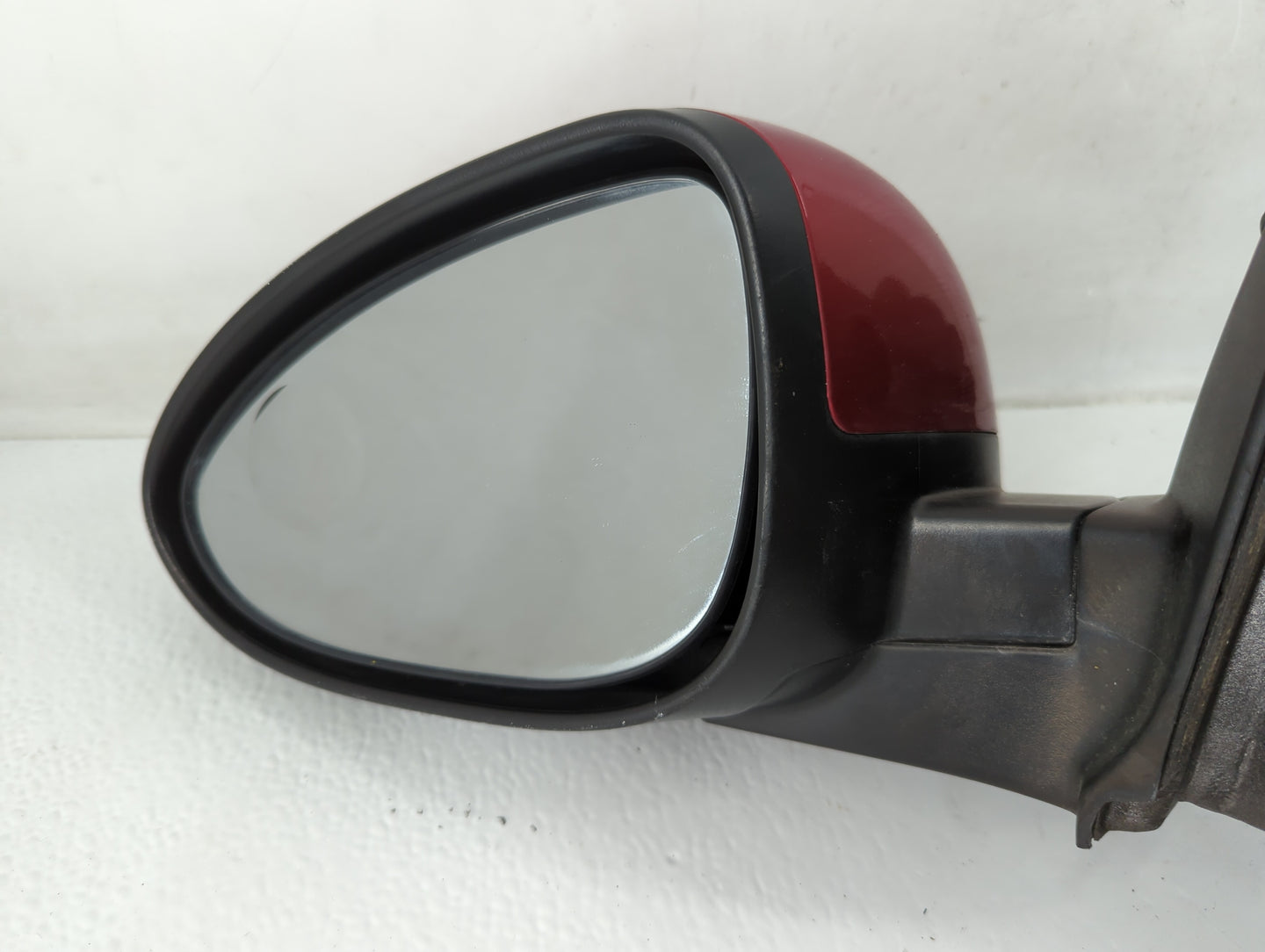 2013-2014 Chevrolet Sonic Driver Side View Mirror - Left Door Mirror OEM Used - Oemusedautoparts1.com