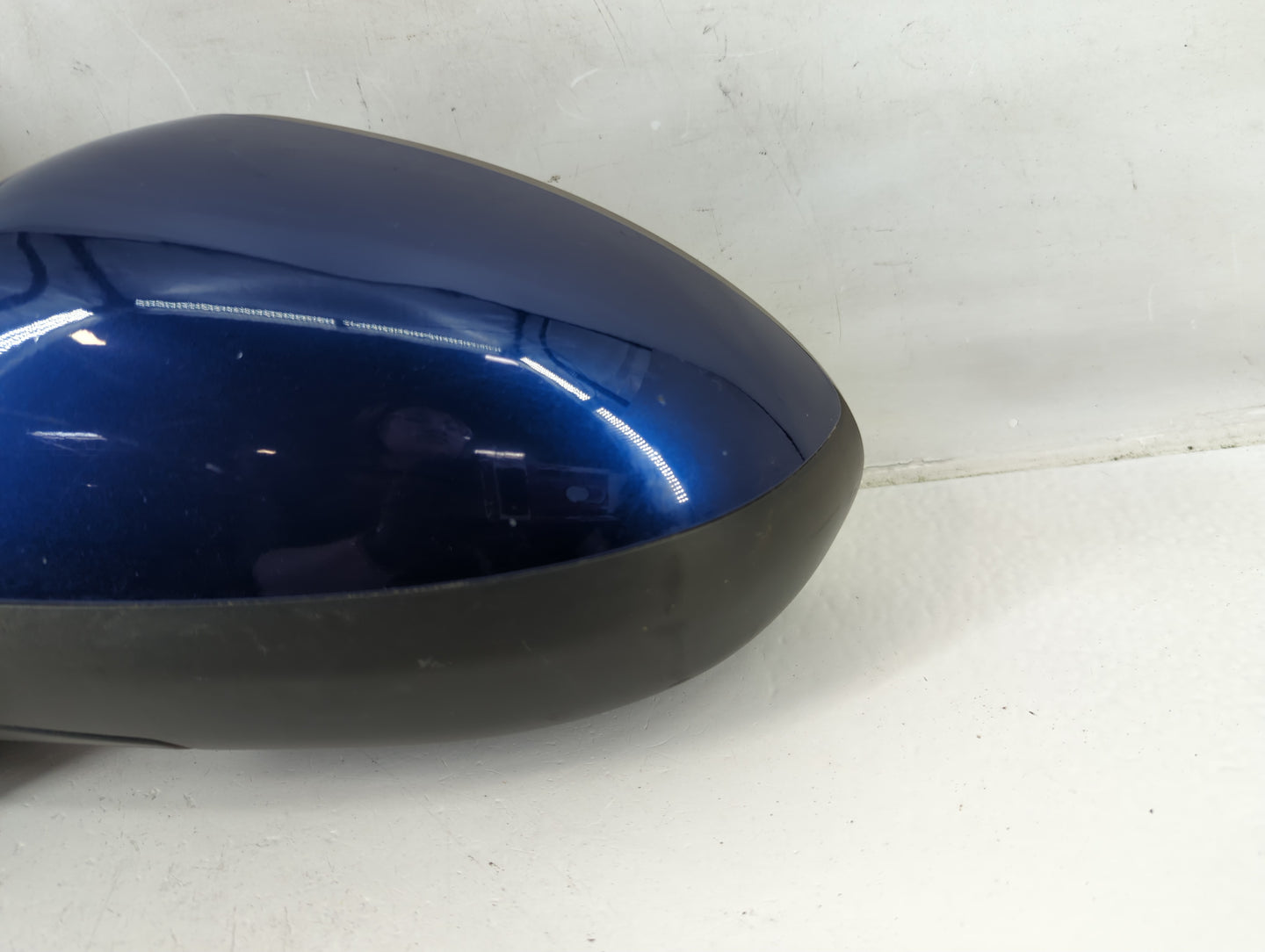 2013 Chevrolet Sonic Driver Side View Mirror - Left Door Mirror OEM Used - Oemusedautoparts1.com