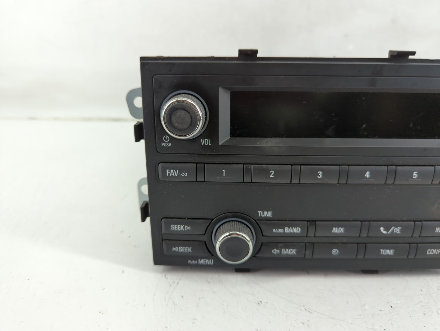 2013 Chevrolet Sonic Radio AM FM Cd Player Receiver Replacement P/N:95315709 Fits OEM Used Auto Parts - Oemusedautoparts1.co