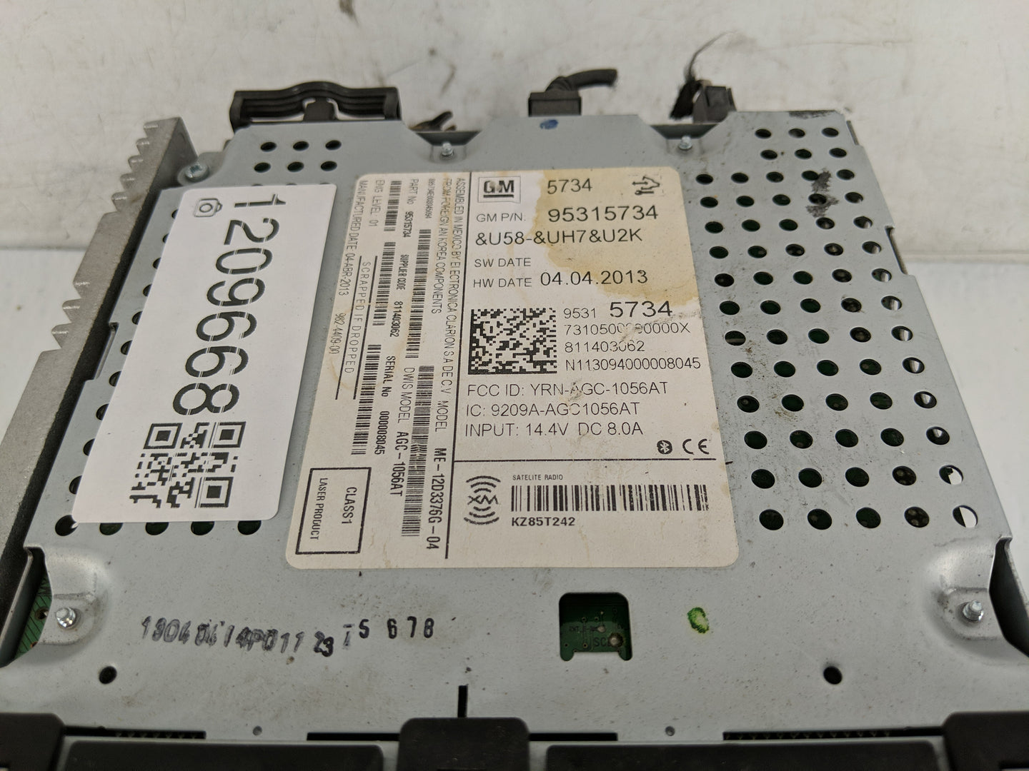 2013 Chevrolet Sonic Radio AM FM Cd Player Receiver Replacement P/N:AGC-1056AT 9209A-AGC1056AT, 95315734 Fits OEM Used Auto 