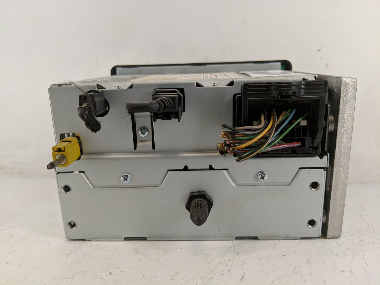 2013 Chevrolet Sonic Radio AM FM Cd Player Receiver Replacement P/N:AGC-1056AT 9209A-AGC1056AT, 95315734 Fits OEM Used Auto 