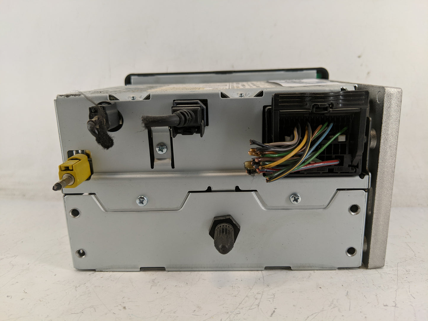 2013 Chevrolet Sonic Radio AM FM Cd Player Receiver Replacement P/N:AGC-1056AT 9209A-AGC1056AT, 95315734 Fits OEM Used Auto 