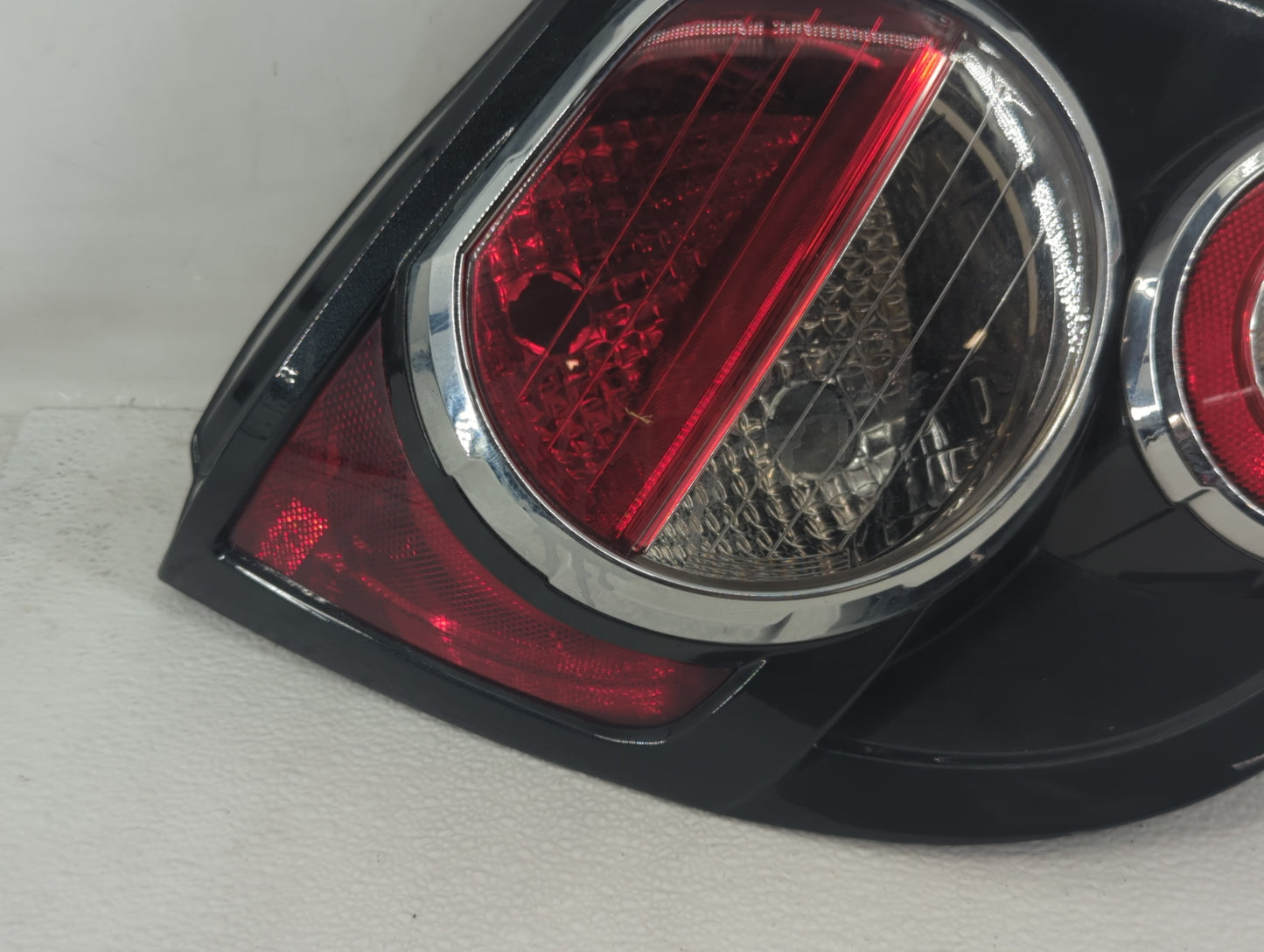 2012-2016 Chevrolet Sonic Tail Light Assembly Driver Left OEM P/N:42407868 Fits Fits 2012 2013 2014 2015 2016 OEM Used Auto 