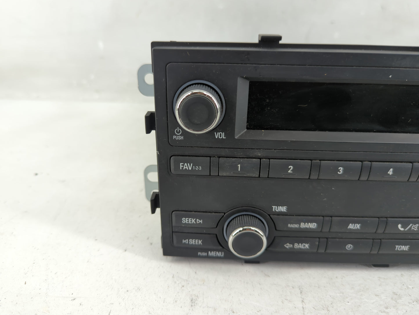 2013 Chevrolet Sonic Radio AM FM Cd Player Receiver Replacement P/N:95315709 Fits OEM Used Auto Parts - Oemusedautoparts1.co