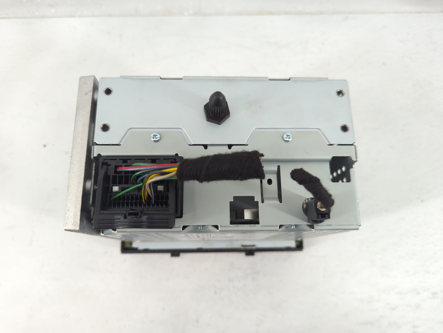 2013 Chevrolet Sonic Radio AM FM Cd Player Receiver Replacement P/N:95315709 Fits OEM Used Auto Parts - Oemusedautoparts1.co