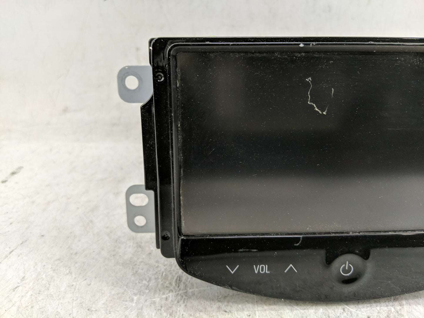 2013 Chevrolet Sonic Radio AM FM Cd Player Receiver Replacement P/N:95297522 Fits OEM Used Auto Parts - Oemusedautoparts1.co
