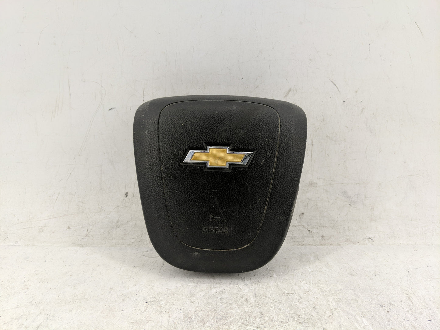 2012-2013 Chevrolet Sonic Air Bag Driver Left Steering Wheel Mounted - Oemusedautoparts1.com