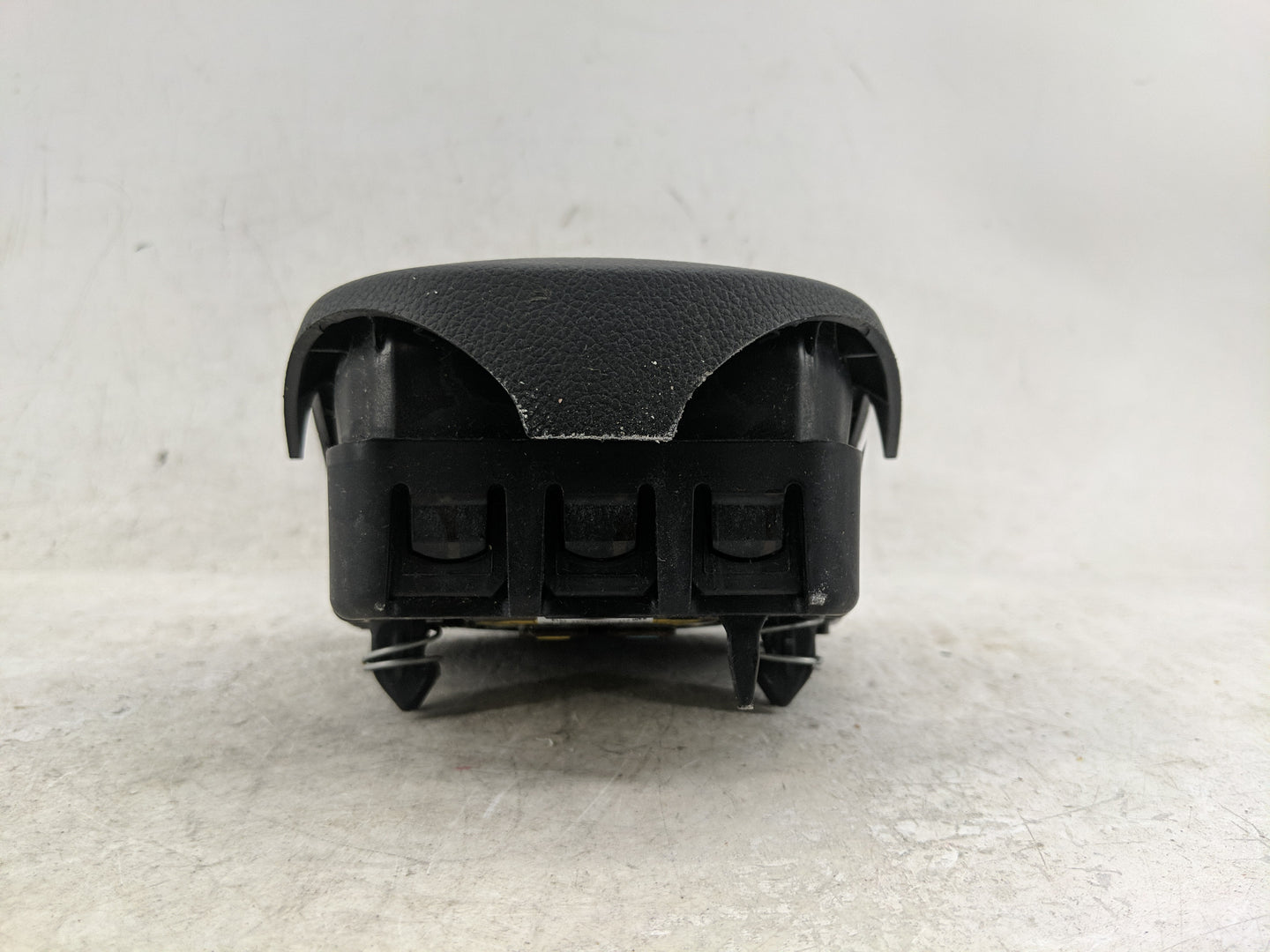 2012-2013 Chevrolet Sonic Air Bag Driver Left Steering Wheel Mounted - Oemusedautoparts1.com