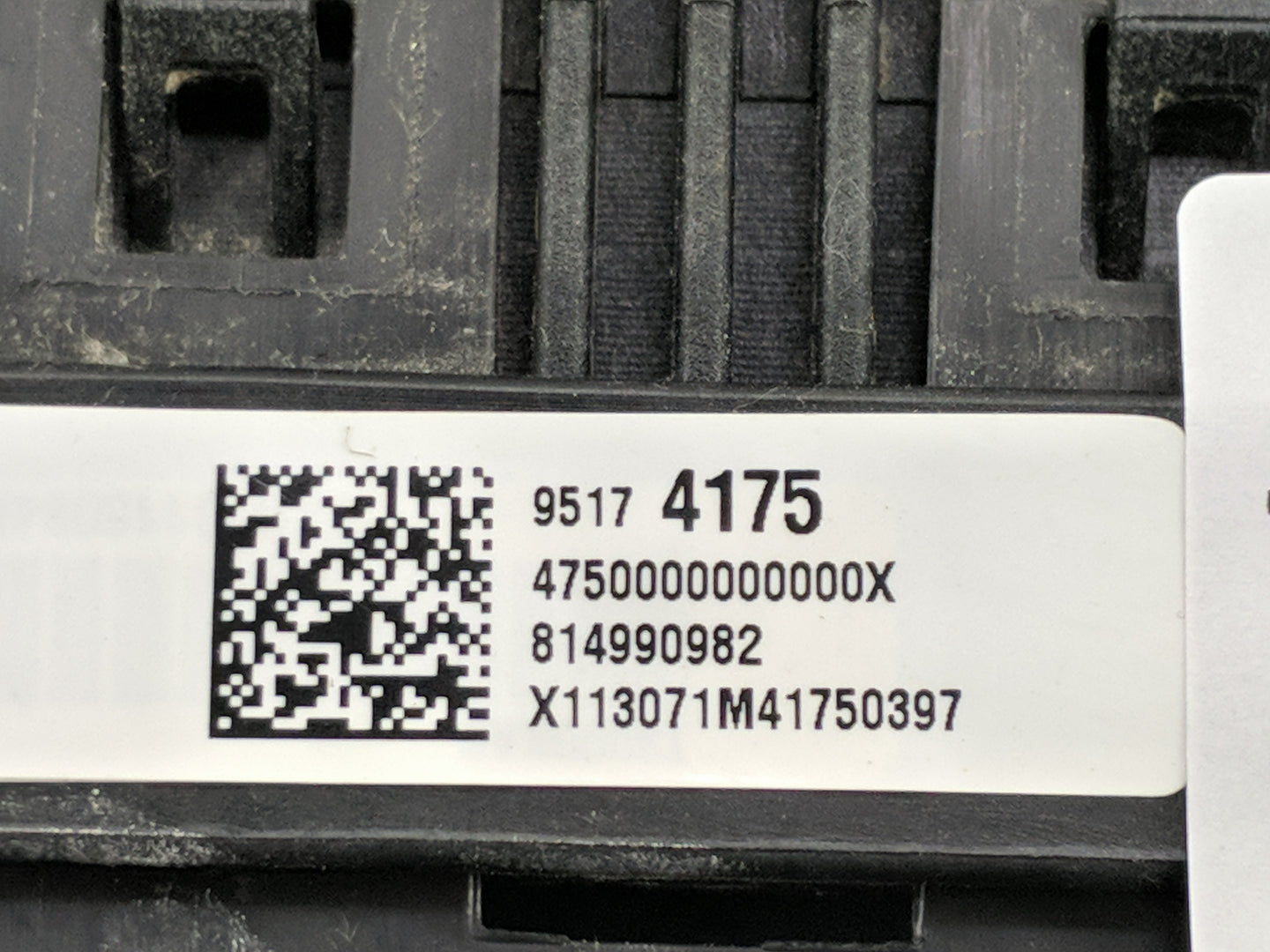 2012-2019 Chevrolet Sonic Air Bag Driver Left Knee Oem - Oemusedautoparts1.com