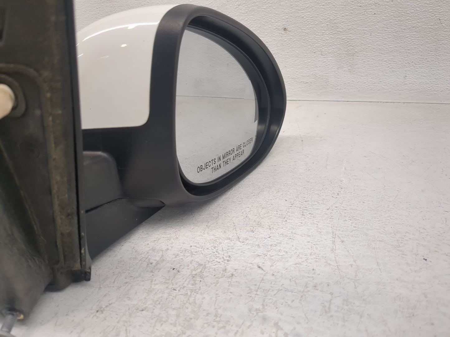 2013-2014 Chevrolet Sonic Side Mirror Replacement Passenger Right View Door Mirror Fits Fits 2013 2014 OEM Used Auto Parts -