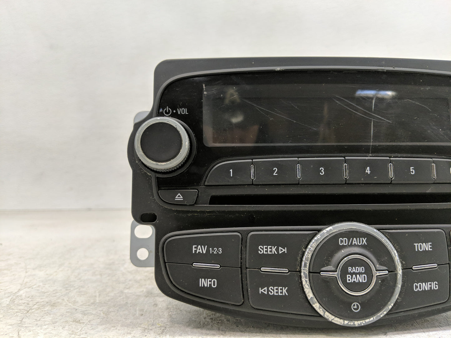 2013 Chevrolet Sonic Radio AM FM Cd Player Receiver Replacement P/N:95242290 95315709 Fits OEM Used Auto Parts - Oemusedauto