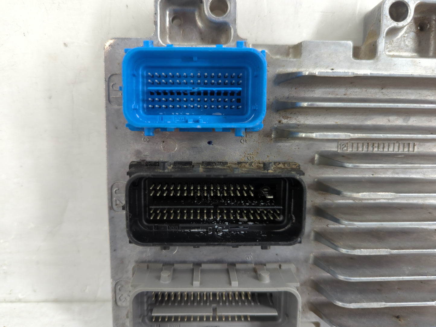 2013 Chevrolet Sonic PCM Engine Control Computer ECU ECM PCU OEM P/N:12655499 Fits OEM Used Auto Parts - Oemusedautoparts1.c