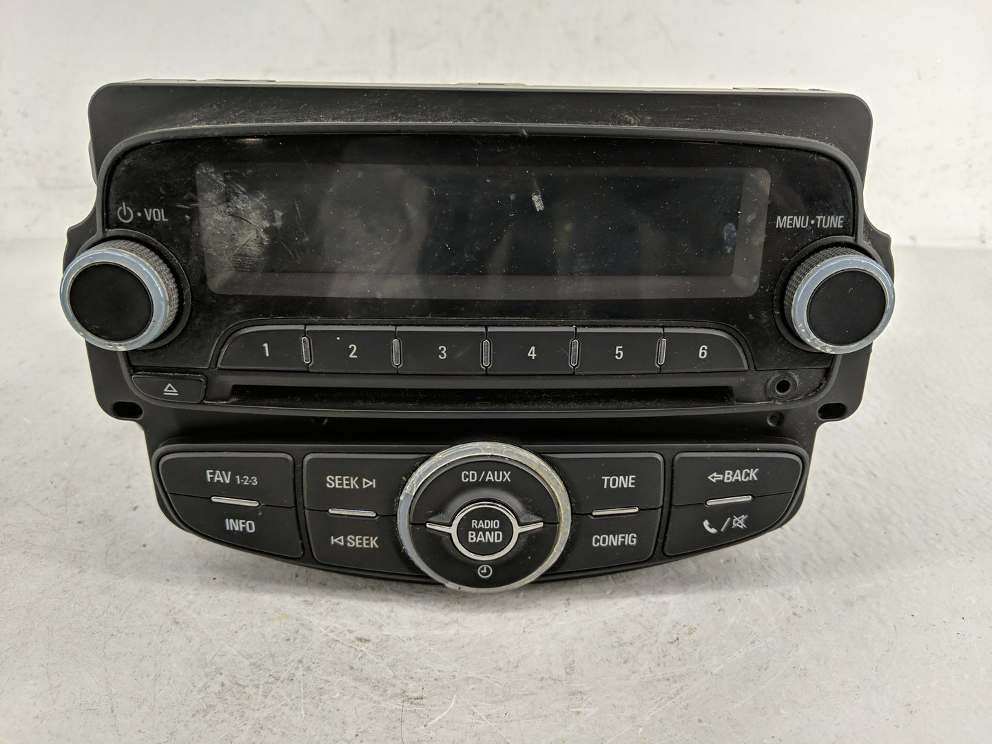 2013 Chevrolet Sonic Radio AM FM Cd Player Receiver Replacement P/N:95242290 Fits OEM Used Auto Parts - Oemusedautoparts1.co