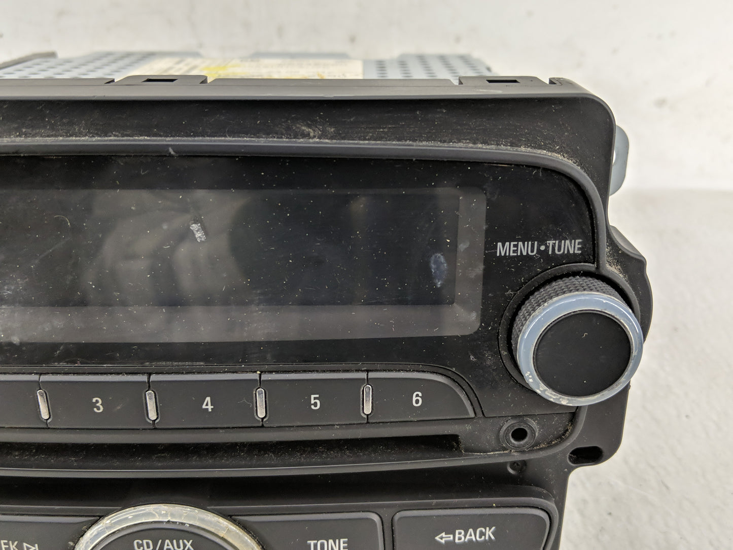 2013 Chevrolet Sonic Radio AM FM Cd Player Receiver Replacement P/N:95242290 Fits OEM Used Auto Parts - Oemusedautoparts1.co