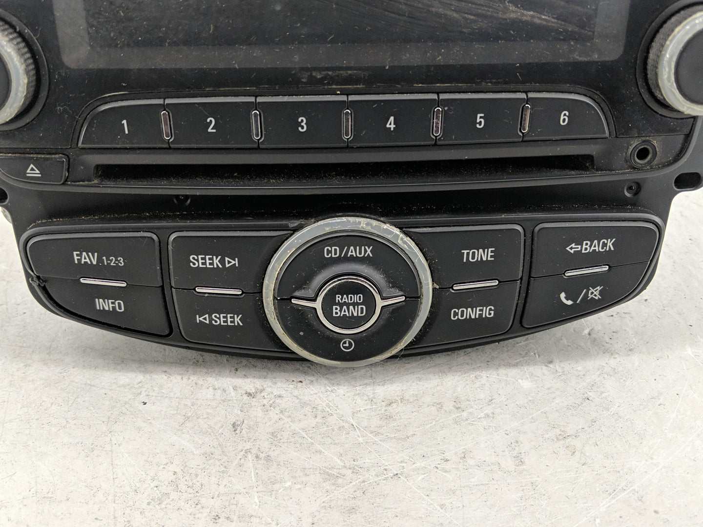 2013 Chevrolet Sonic Radio AM FM Cd Player Receiver Replacement P/N:95242290 Fits OEM Used Auto Parts - Oemusedautoparts1.co