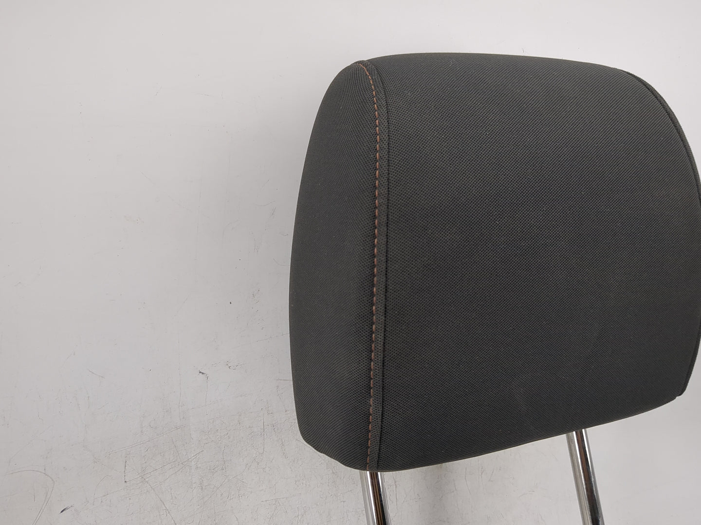 2013-2014 Chevrolet Sonic Headrest Head Rest Front Driver Passenger Seat - Oemusedautoparts1.com