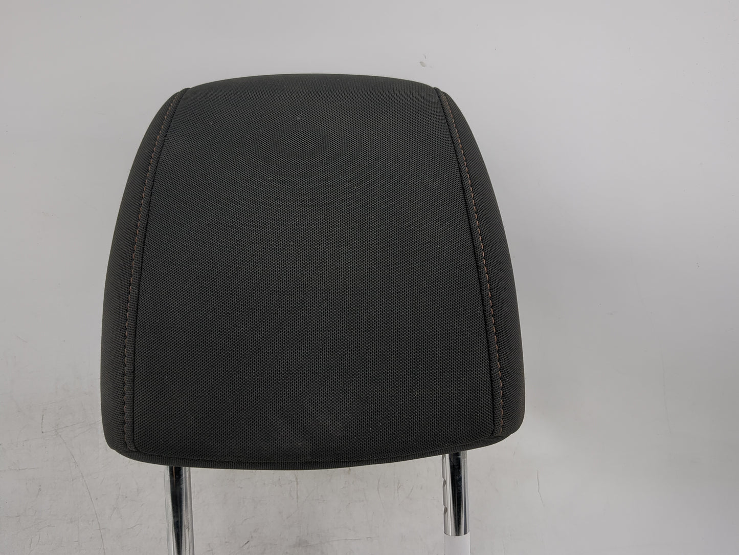 2013-2014 Chevrolet Sonic Headrest Head Rest Front Driver Passenger Seat - Oemusedautoparts1.com
