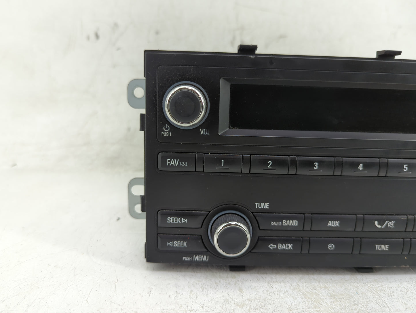 2013 Chevrolet Sonic Radio AM FM Cd Player Receiver Replacement P/N:95315709 Fits OEM Used Auto Parts - Oemusedautoparts1.co