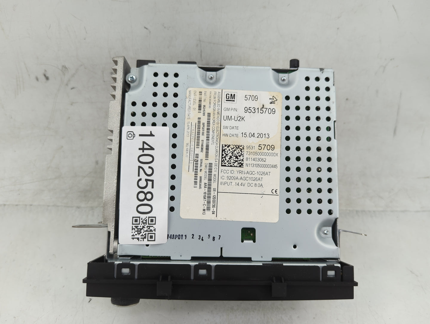 2013 Chevrolet Sonic Radio AM FM Cd Player Receiver Replacement P/N:95315709 Fits OEM Used Auto Parts - Oemusedautoparts1.co