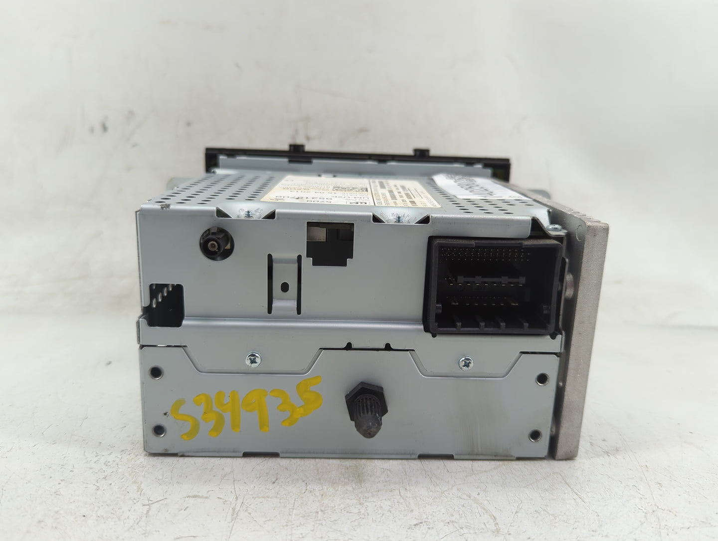 2013 Chevrolet Sonic Radio AM FM Cd Player Receiver Replacement P/N:95315709 Fits OEM Used Auto Parts - Oemusedautoparts1.co