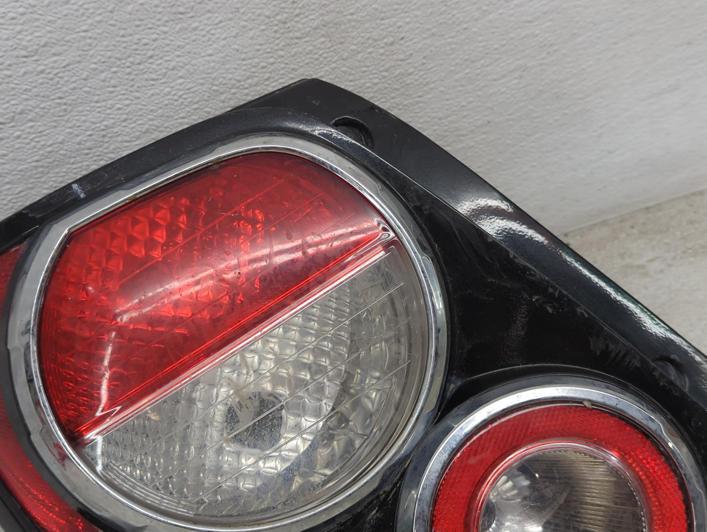2012-2016 Chevrolet Sonic Tail Light Assembly Driver Left OEM P/N:95470356 Fits Fits 2012 2013 2014 2015 2016 OEM Used Auto 