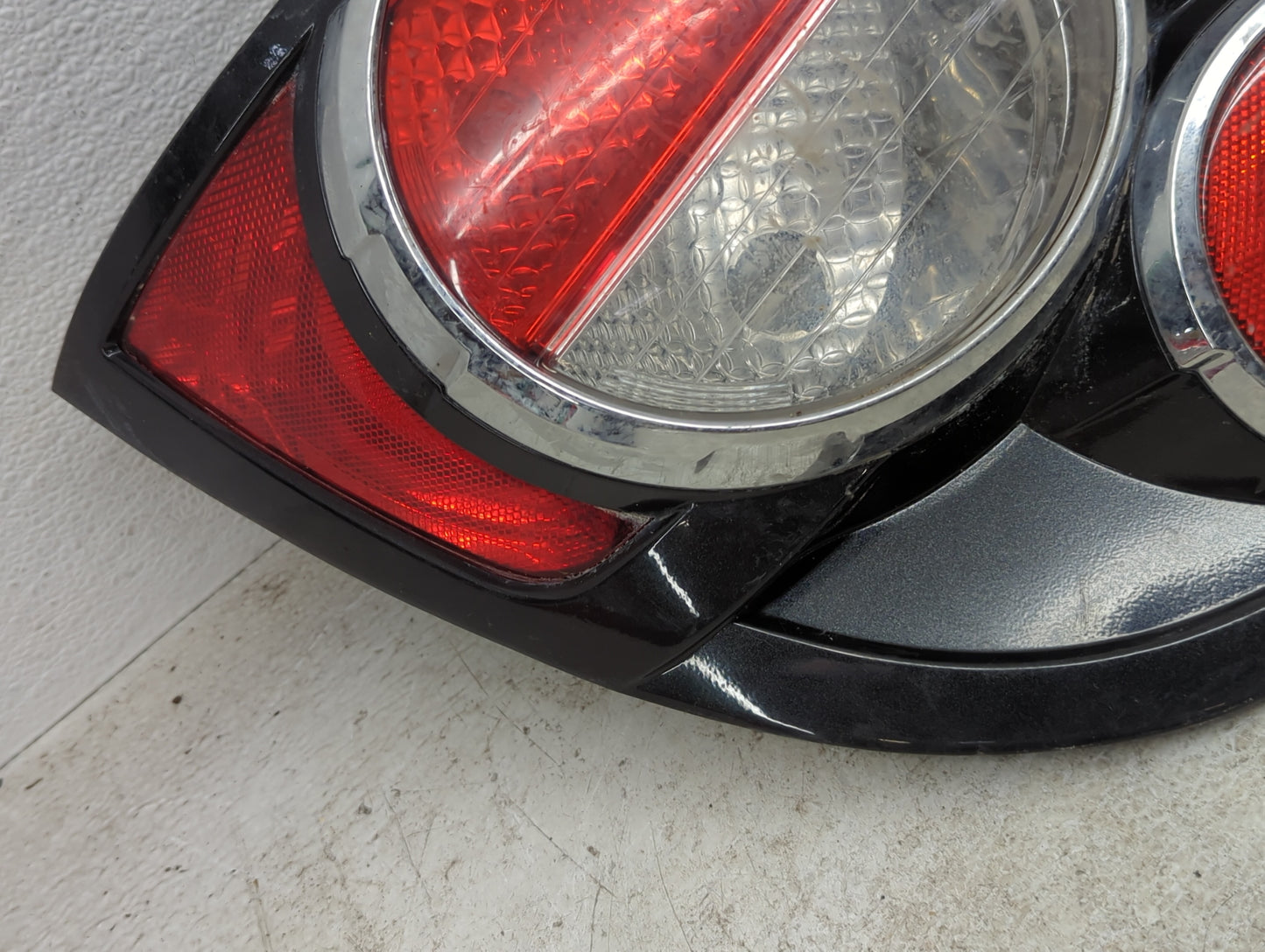 2012-2016 Chevrolet Sonic Tail Light Assembly Driver Left OEM P/N:95470356 Fits Fits 2012 2013 2014 2015 2016 OEM Used Auto 