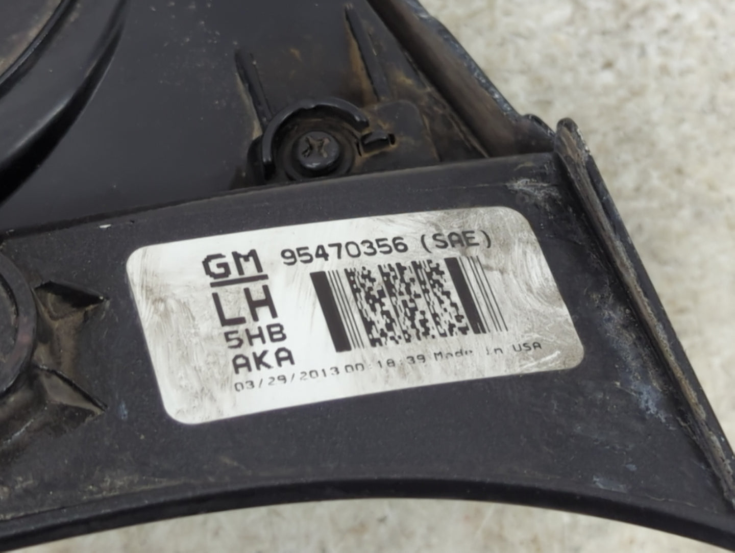 2012-2016 Chevrolet Sonic Tail Light Assembly Driver Left OEM P/N:95470356 Fits Fits 2012 2013 2014 2015 2016 OEM Used Auto 