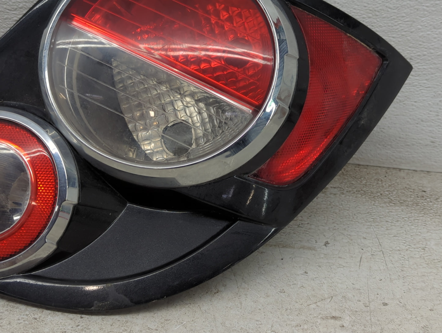 2012-2016 Chevrolet Sonic Tail Light Assembly Driver Left OEM P/N:95470357 Fits Fits 2012 2013 2014 2015 2016 OEM Used Auto 