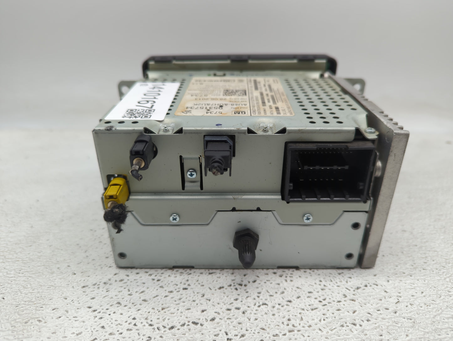 2013 Chevrolet Sonic Radio AM FM Cd Player Receiver Replacement P/N:95315734 Fits OEM Used Auto Parts - Oemusedautoparts1.co