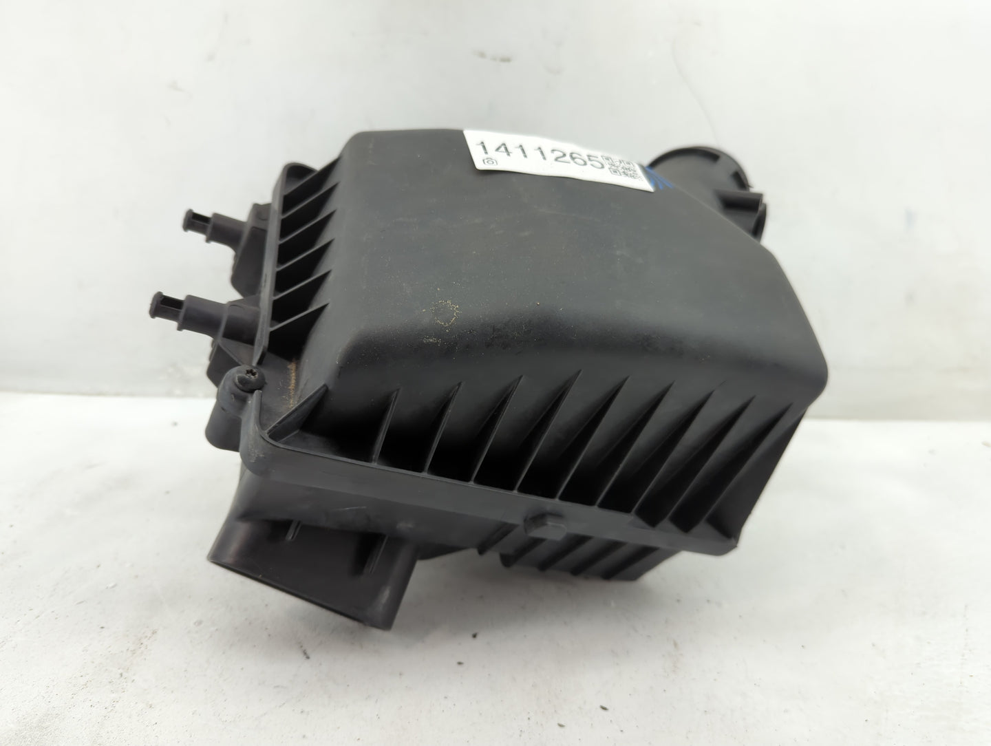 2012-2018 Chevrolet Sonic Air Cleaner Intake-duct Hose Tube - Oemusedautoparts1.com