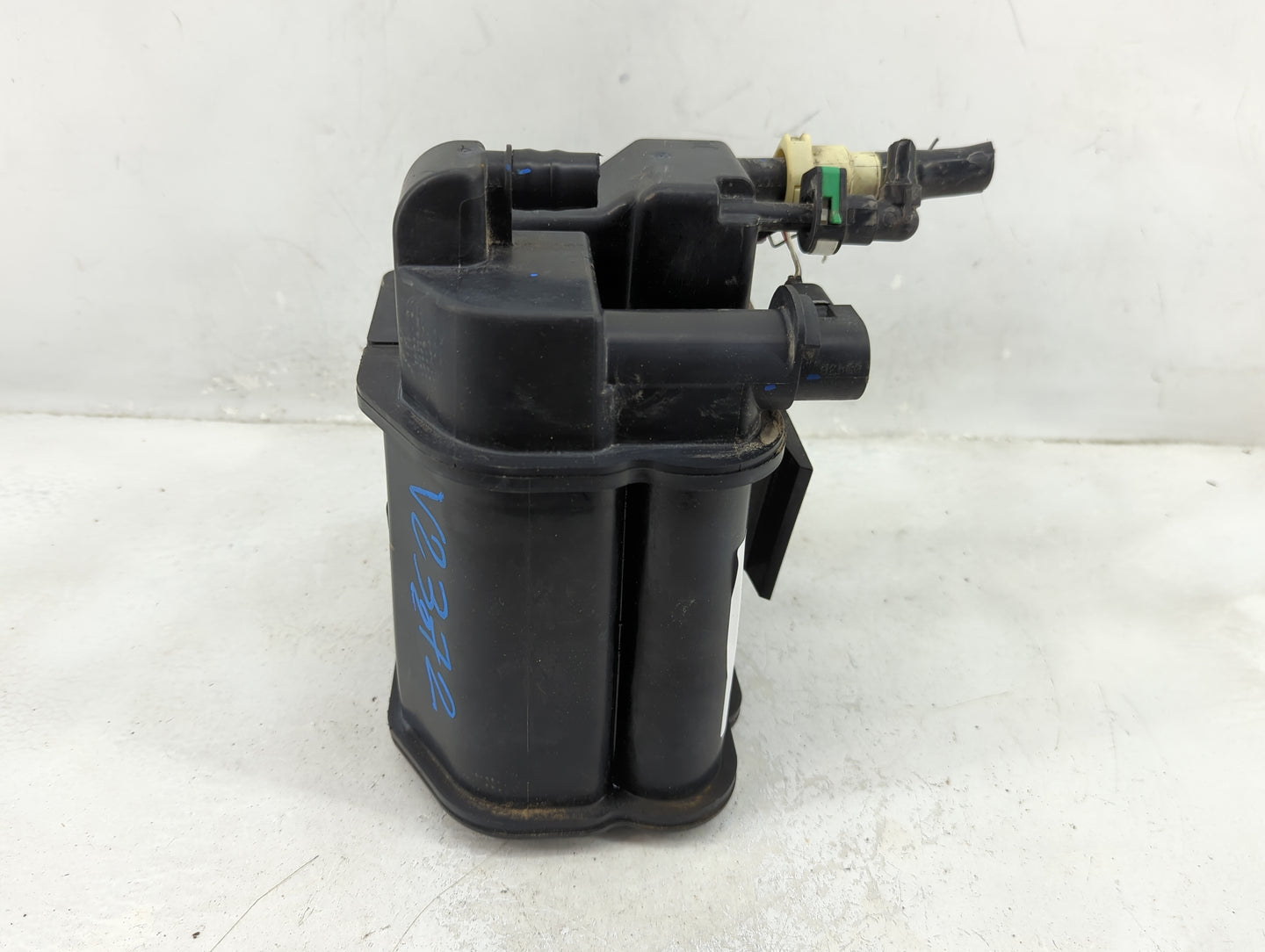 2013 Chevrolet Sonic Fuel Vapor Charcoal Canister - Oemusedautoparts1.com