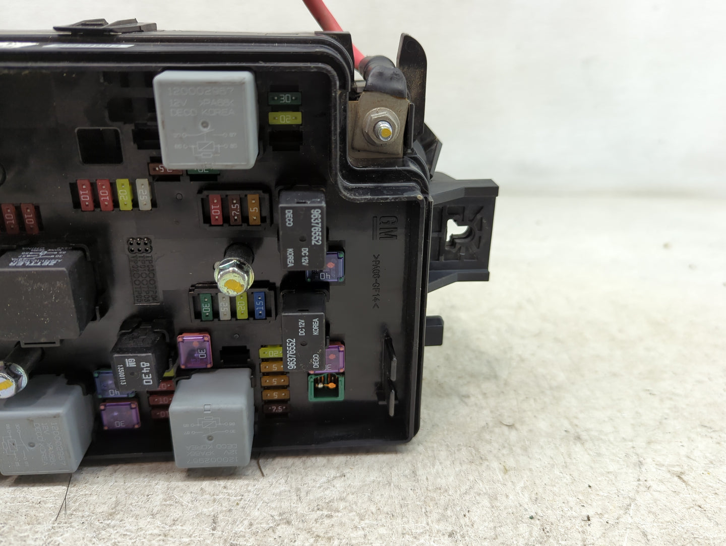 2012-2013 Chevrolet Sonic Fusebox Fuse Box Panel Relay Module P/N:95315649 Fits Fits 2012 2013 OEM Used Auto Parts - Oemused