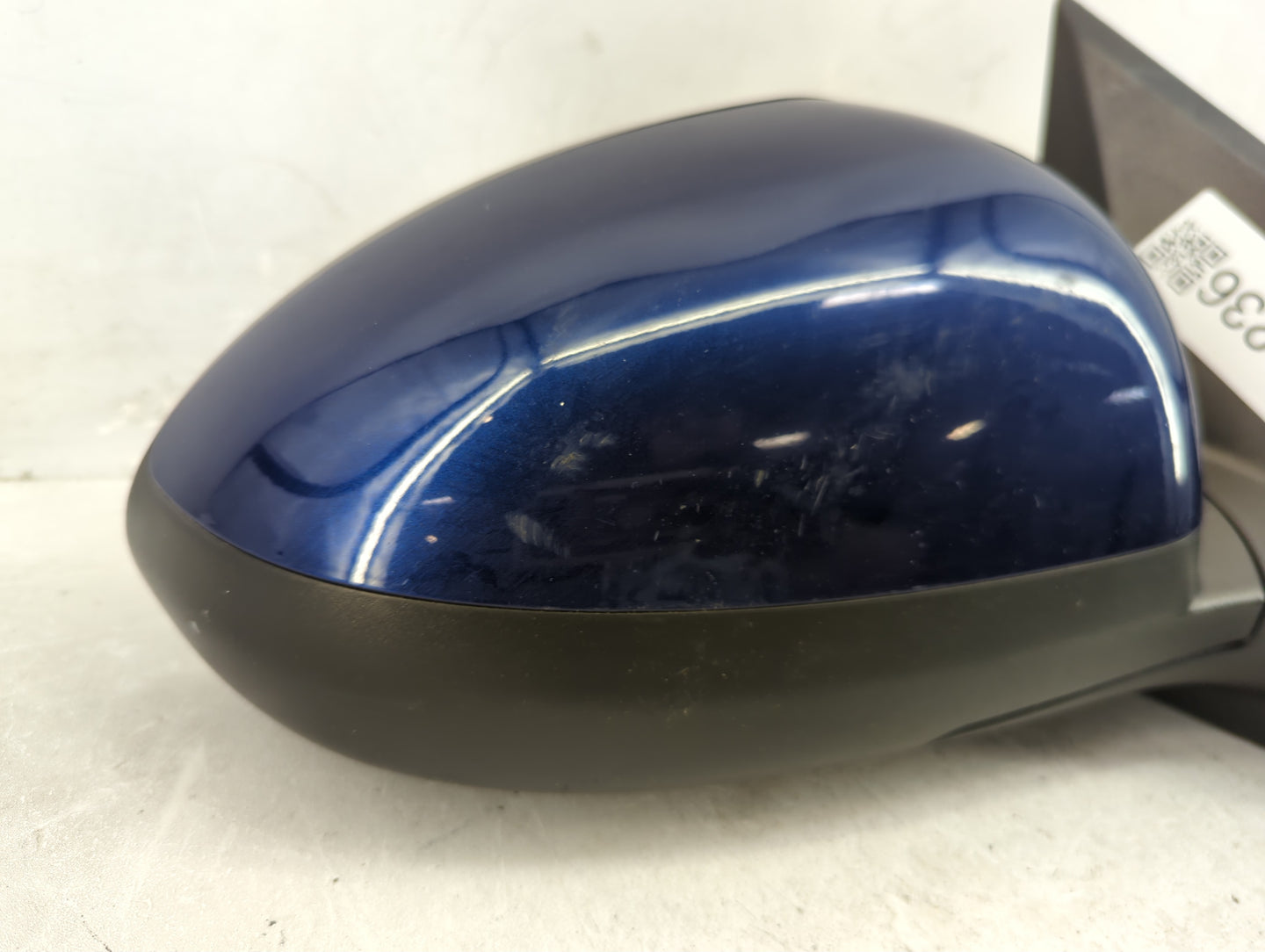 2013-2014 Chevrolet Sonic Passenger Side View Mirror - Right Door Mirror OEM Used - Oemusedautoparts1.com