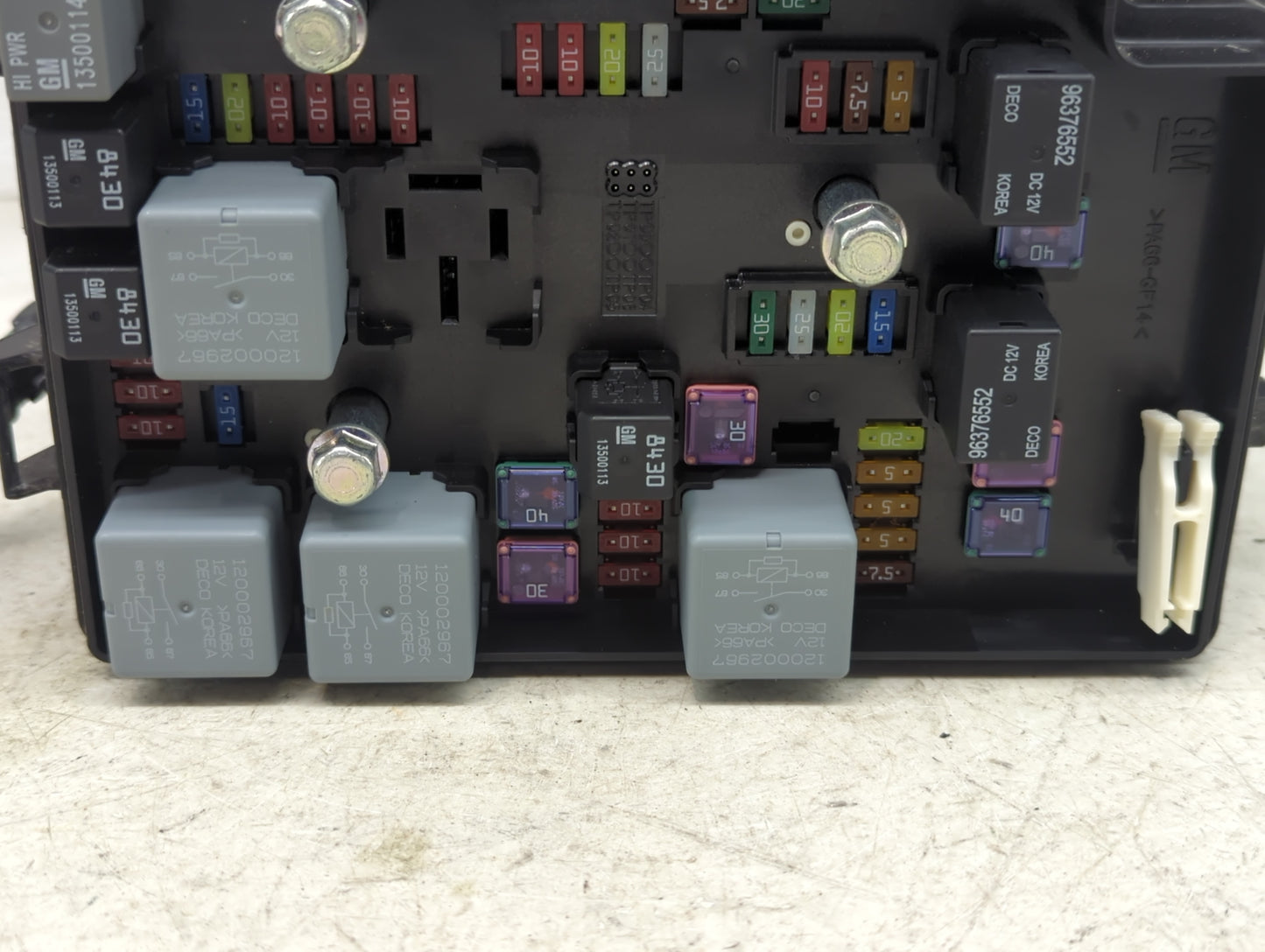 2014-2016 Chevrolet Sonic Fusebox Fuse Box Panel Relay Module P/N:95315649 Fits Fits 2014 2015 2016 OEM Used Auto Parts - Oe