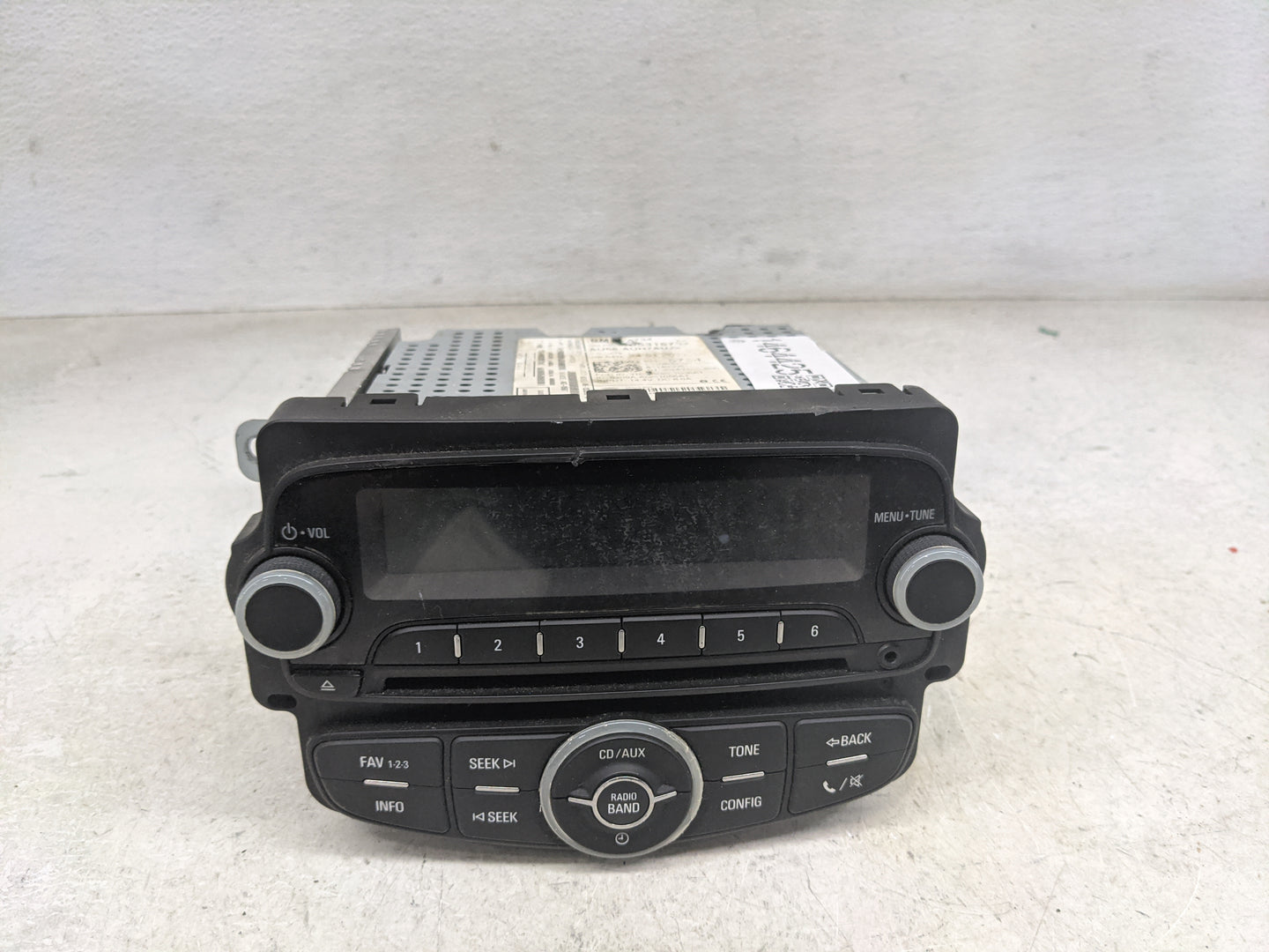 2013 Chevrolet Sonic Radio AM FM Cd Player Receiver Replacement P/N:95315734 AGC-1056AT, YRNAGC-1056AT, 9209A-AGC1056AT Fits